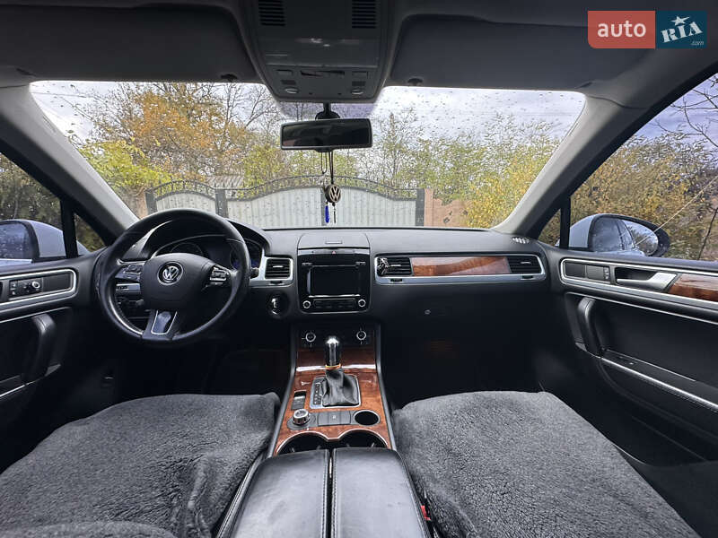 Внедорожник / Кроссовер Volkswagen Touareg 2012 в Чернигове фото 26 Внедорожник / Кроссовер Volkswagen Touareg 2012 в Чернигове