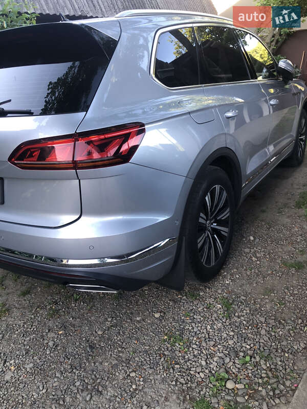 Внедорожник / Кроссовер Volkswagen Touareg 2018 в Тячеве фото 48 Внедорожник / Кроссовер Volkswagen Touareg 2018 в Тячеве