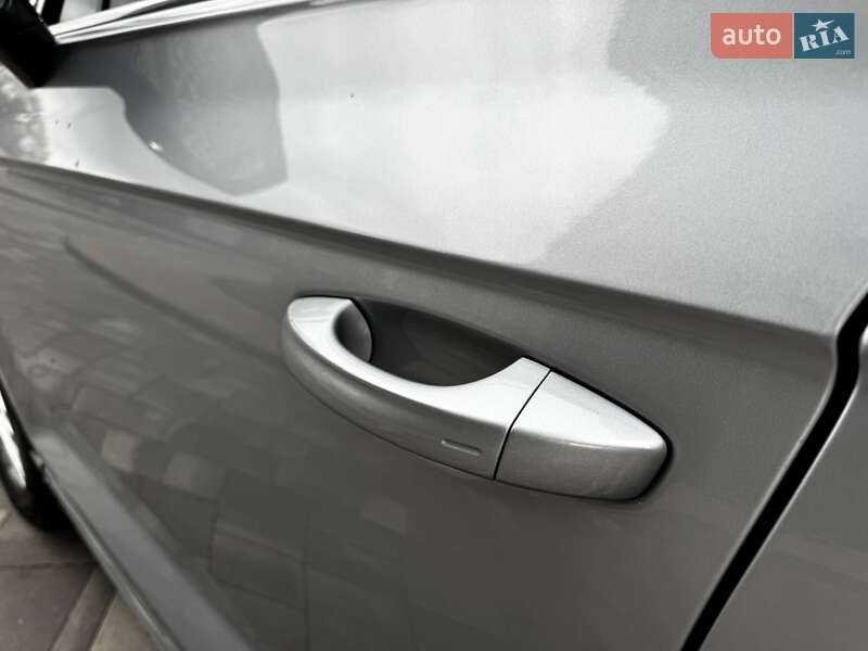 Позашляховик / Кросовер Volkswagen Touareg 2020 в Києві фото 9 Позашляховик / Кросовер Volkswagen Touareg 2020 в Києві