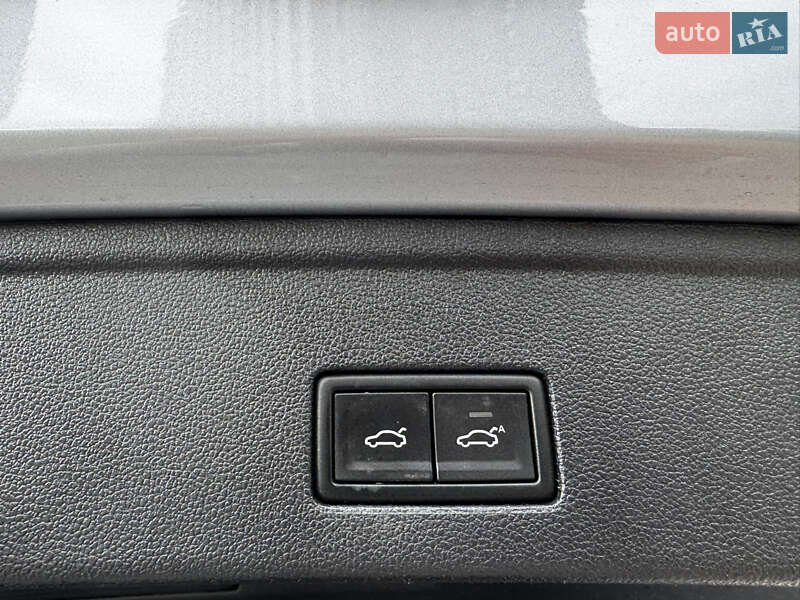 Позашляховик / Кросовер Volkswagen Touareg 2020 в Києві фото 21 Позашляховик / Кросовер Volkswagen Touareg 2020 в Києві