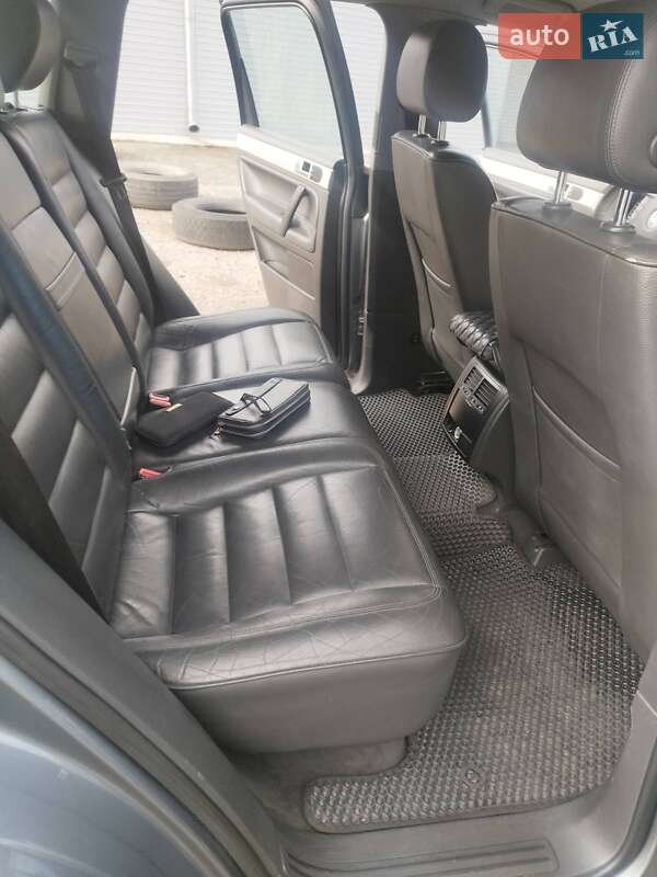 Внедорожник / Кроссовер Volkswagen Touareg 2005 в Николаеве фото 5 Внедорожник / Кроссовер Volkswagen Touareg 2005 в Николаеве