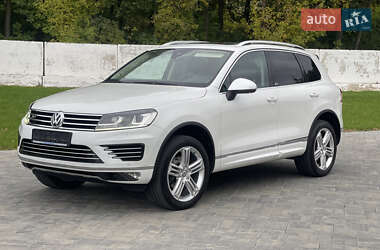 Позашляховик / Кросовер Volkswagen Touareg 2016 в Луцьку