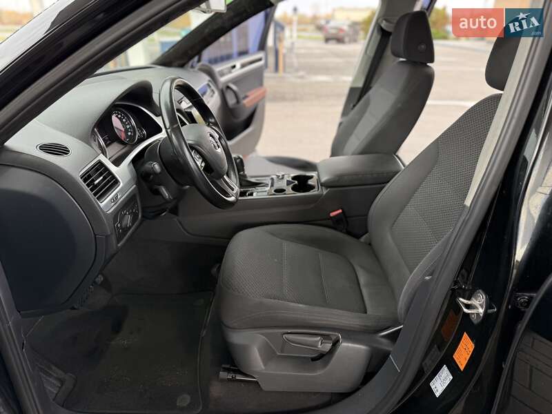 Внедорожник / Кроссовер Volkswagen Touareg 2012 в Днепре фото 18 Внедорожник / Кроссовер Volkswagen Touareg 2012 в Днепре