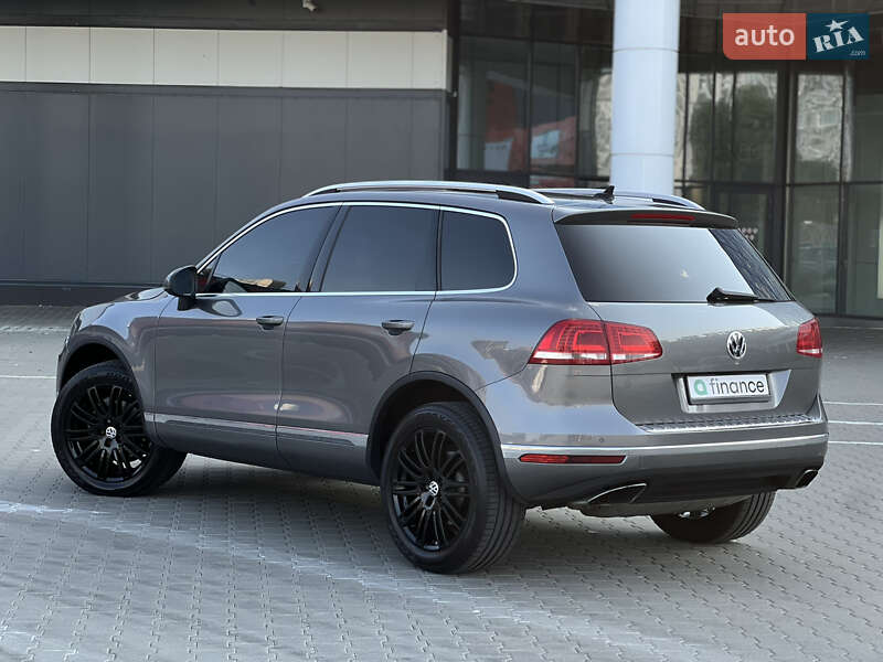 Позашляховик / Кросовер Volkswagen Touareg 2016 в Києві фото 7 Позашляховик / Кросовер Volkswagen Touareg 2016 в Києві
