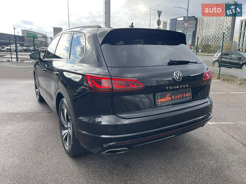 Позашляховик / Кросовер Volkswagen Touareg 2020 в Києві фото 26 Позашляховик / Кросовер Volkswagen Touareg 2020 в Києві