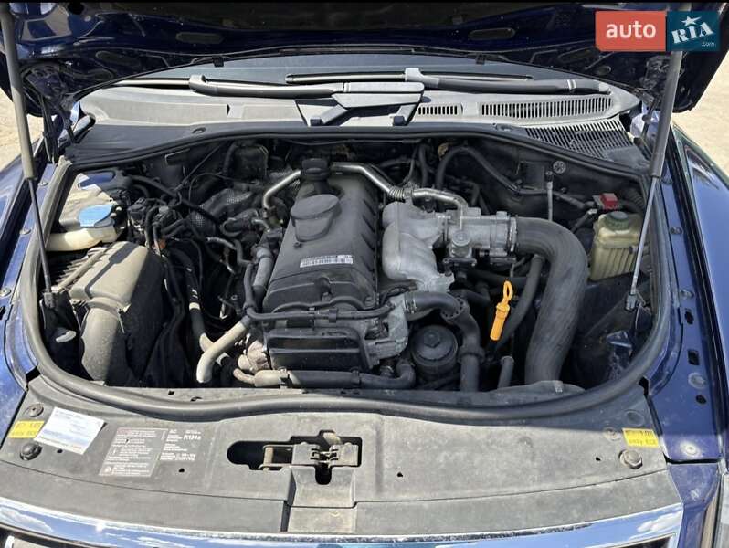 Внедорожник / Кроссовер Volkswagen Touareg 2006 в Теофиполе