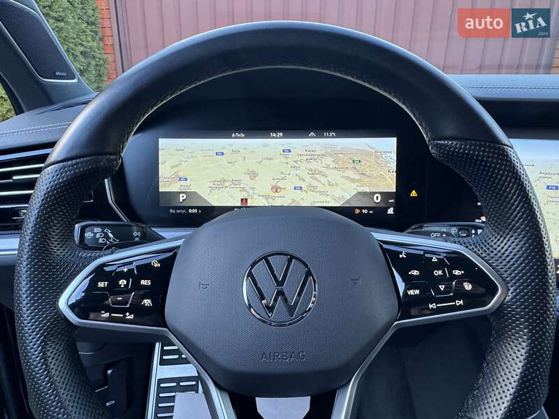 Позашляховик / Кросовер Volkswagen Touareg 2021 в Києві