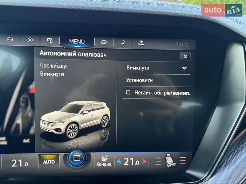 Позашляховик / Кросовер Volkswagen Touareg 2021 в Києві