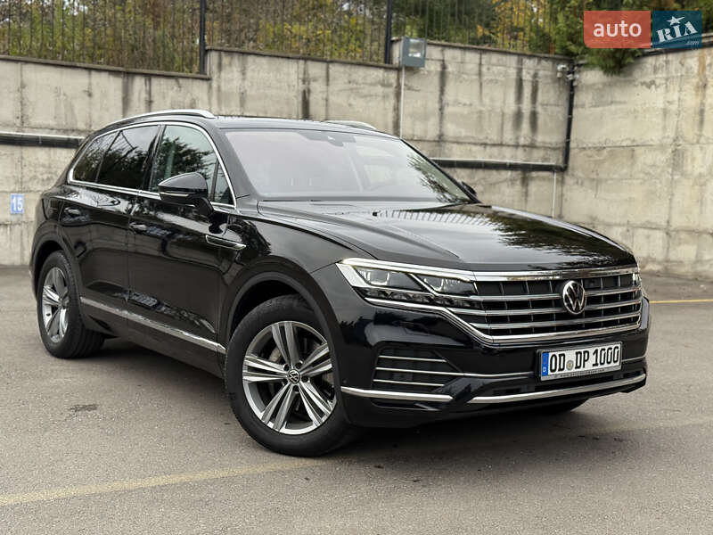 Внедорожник / Кроссовер Volkswagen Touareg 2022 в Ровно фото 3 Внедорожник / Кроссовер Volkswagen Touareg 2022 в Ровно