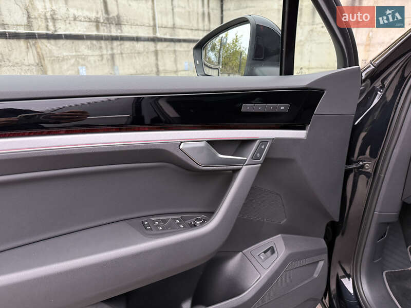 Внедорожник / Кроссовер Volkswagen Touareg 2022 в Ровно фото 75 Внедорожник / Кроссовер Volkswagen Touareg 2022 в Ровно