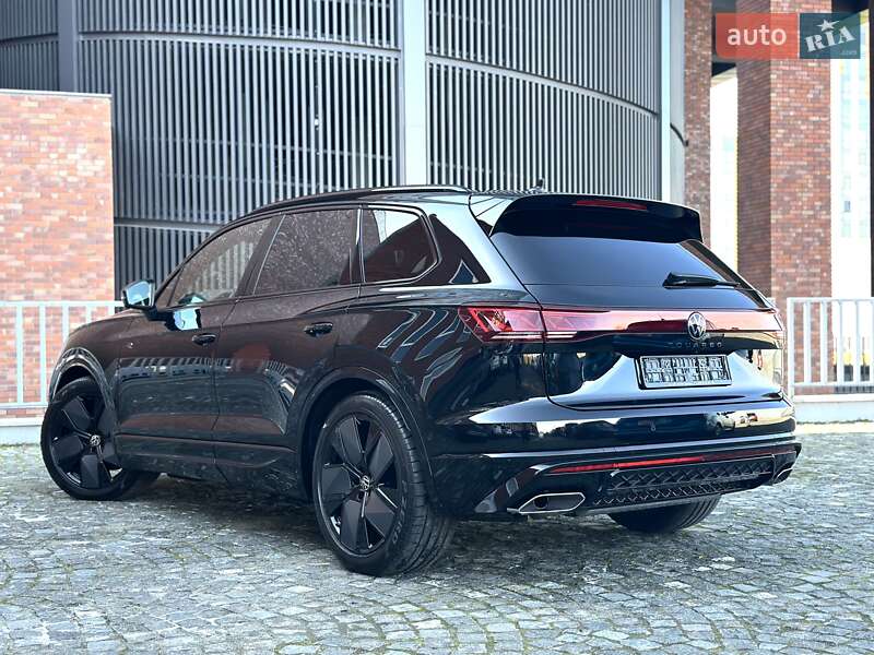 Внедорожник / Кроссовер Volkswagen Touareg 2025 в Днепре