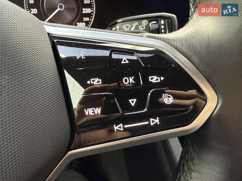 Внедорожник / Кроссовер Volkswagen Touareg 2020 в Киеве фото 17 Внедорожник / Кроссовер Volkswagen Touareg 2020 в Киеве