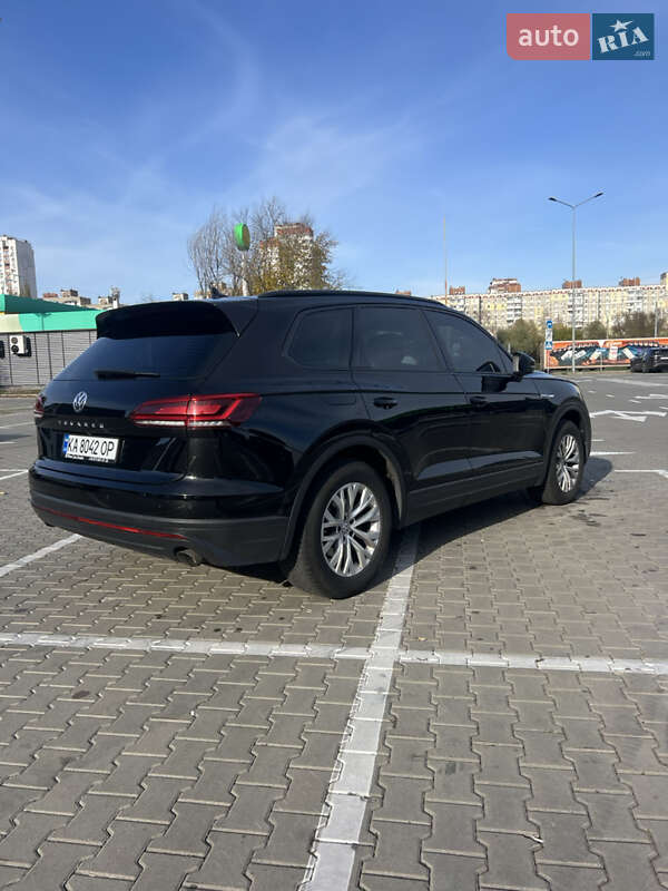 Внедорожник / Кроссовер Volkswagen Touareg 2019 в Киеве фото 15 Внедорожник / Кроссовер Volkswagen Touareg 2019 в Киеве