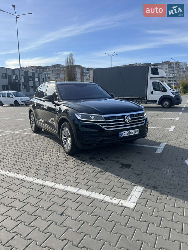 Внедорожник / Кроссовер Volkswagen Touareg 2019 в Киеве фото 16 Внедорожник / Кроссовер Volkswagen Touareg 2019 в Киеве