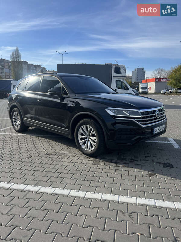 Внедорожник / Кроссовер Volkswagen Touareg 2019 в Киеве фото 20 Внедорожник / Кроссовер Volkswagen Touareg 2019 в Киеве