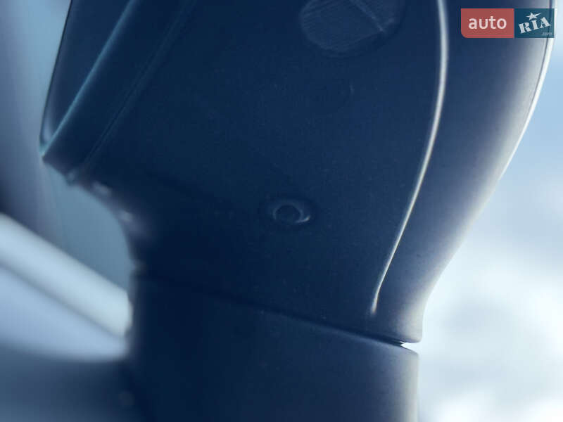 Внедорожник / Кроссовер Volkswagen Touareg 2015 в Дрогобыче