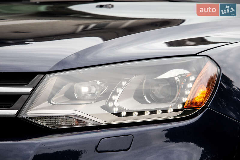 Внедорожник / Кроссовер Volkswagen Touareg 2013 в Нововолынске фото 2 Внедорожник / Кроссовер Volkswagen Touareg 2013 в Нововолынске