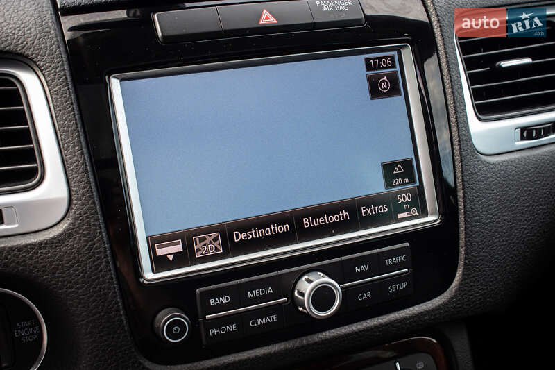 Внедорожник / Кроссовер Volkswagen Touareg 2013 в Нововолынске фото 23 Внедорожник / Кроссовер Volkswagen Touareg 2013 в Нововолынске