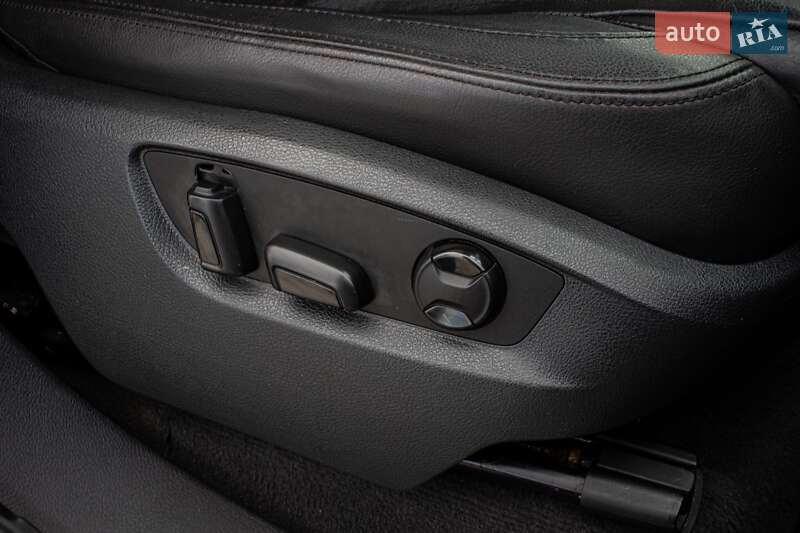 Внедорожник / Кроссовер Volkswagen Touareg 2013 в Нововолынске фото 37 Внедорожник / Кроссовер Volkswagen Touareg 2013 в Нововолынске