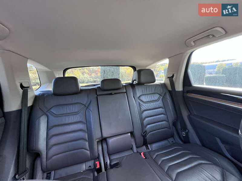 Внедорожник / Кроссовер Volkswagen Touareg 2018 в Днепре фото 46 Внедорожник / Кроссовер Volkswagen Touareg 2018 в Днепре