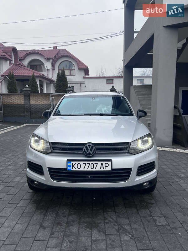 Внедорожник / Кроссовер Volkswagen Touareg 2011 в Тячеве фото Внедорожник / Кроссовер Volkswagen Touareg 2011 в Тячеве