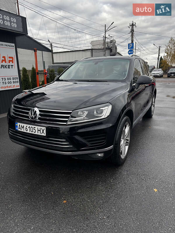 Внедорожник / Кроссовер Volkswagen Touareg 2015 в Киеве фото 3 Внедорожник / Кроссовер Volkswagen Touareg 2015 в Киеве