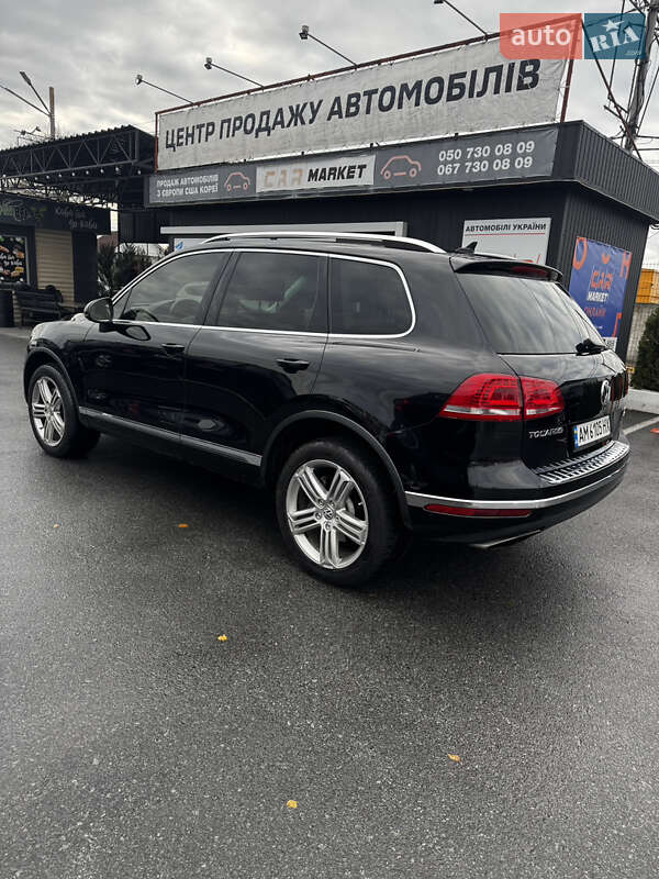 Внедорожник / Кроссовер Volkswagen Touareg 2015 в Киеве фото 6 Внедорожник / Кроссовер Volkswagen Touareg 2015 в Киеве