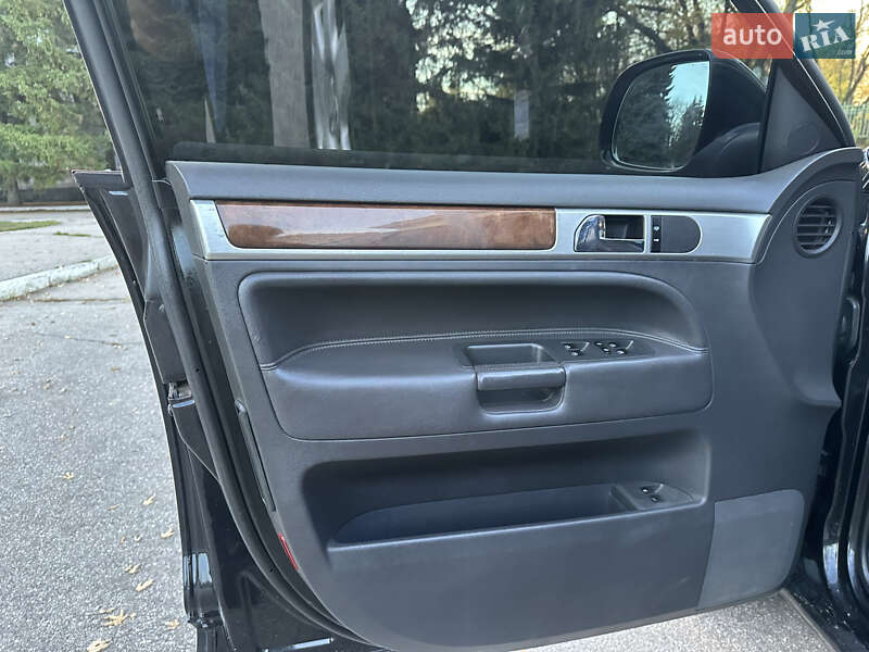 Внедорожник / Кроссовер Volkswagen Touareg 2008 в Желтых Водах фото 37 Внедорожник / Кроссовер Volkswagen Touareg 2008 в Желтых Водах