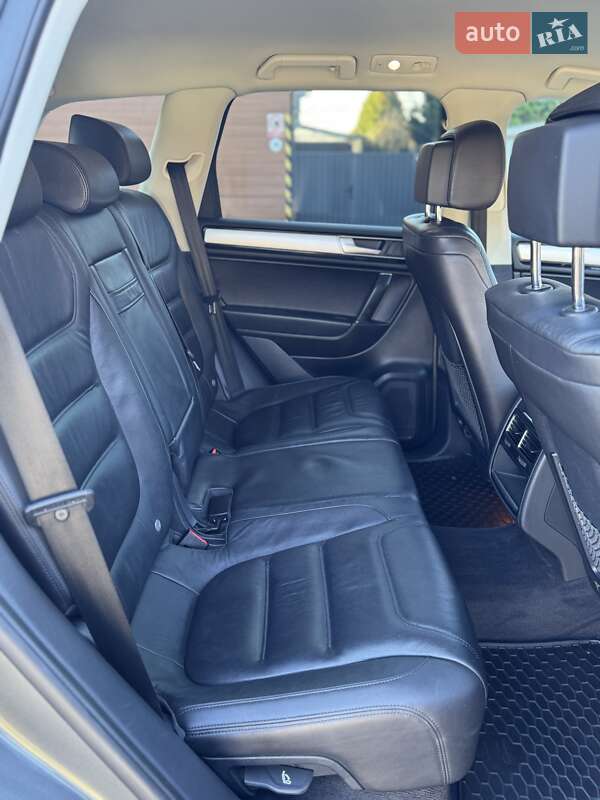 Внедорожник / Кроссовер Volkswagen Touareg 2015 в Виннице фото 37 Внедорожник / Кроссовер Volkswagen Touareg 2015 в Виннице