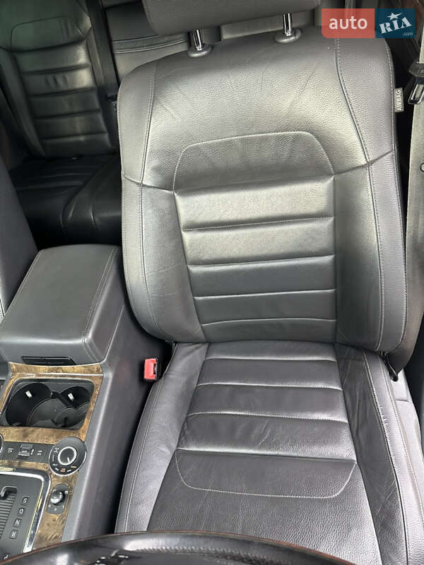 Внедорожник / Кроссовер Volkswagen Touareg 2008 в Днепре фото 8 Внедорожник / Кроссовер Volkswagen Touareg 2008 в Днепре