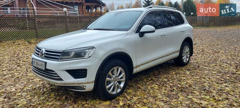 Внедорожник / Кроссовер Volkswagen Touareg 2017 в Броварах