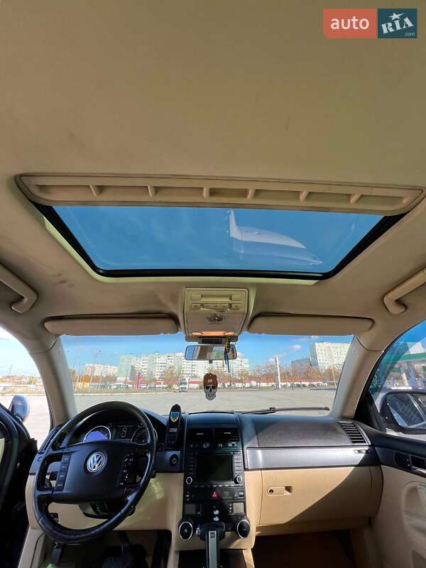 Внедорожник / Кроссовер Volkswagen Touareg 2006 в Запорожье