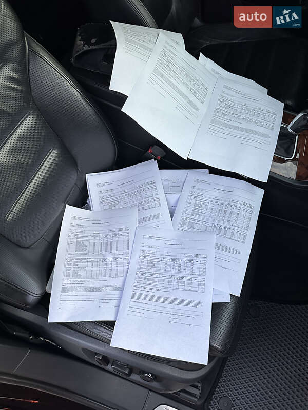 Внедорожник / Кроссовер Volkswagen Touareg 2010 в Хмельницком