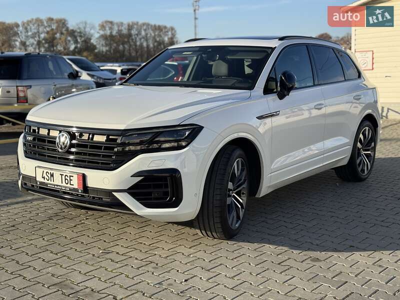 Внедорожник / Кроссовер Volkswagen Touareg 2020 в Черновцах