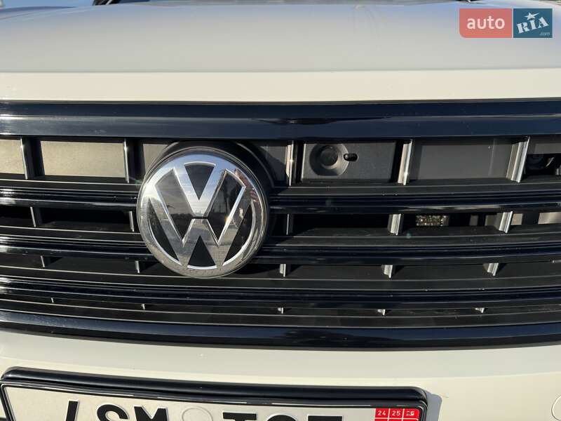 Внедорожник / Кроссовер Volkswagen Touareg 2020 в Черновцах