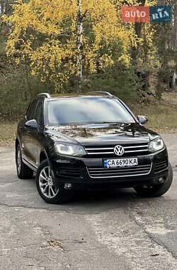 Позашляховик / Кросовер Volkswagen Touareg 2012 в Черкасах