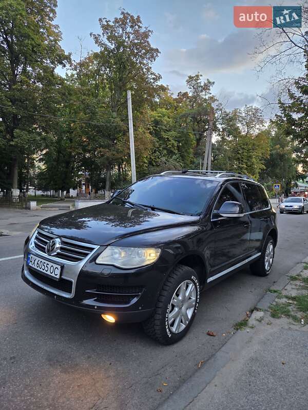 Внедорожник / Кроссовер Volkswagen Touareg 2007 в Харькове
