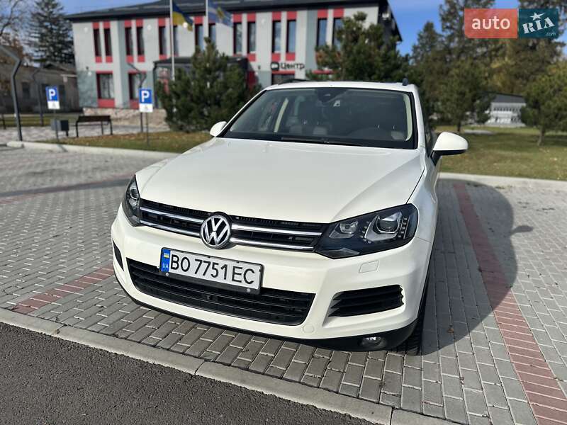 Внедорожник / Кроссовер Volkswagen Touareg 2010 в Тернополе