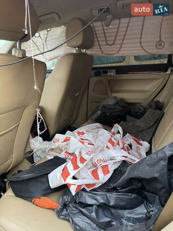 Позашляховик / Кросовер Volkswagen Touareg 2008 в Києві