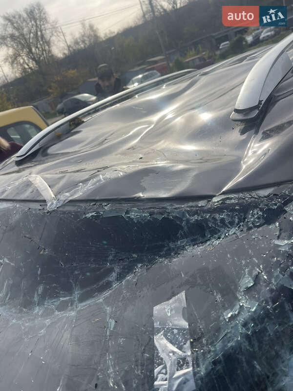 Позашляховик / Кросовер Volkswagen Touareg 2008 в Києві