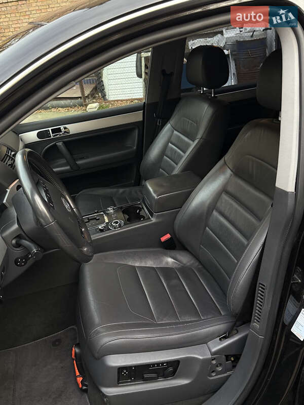 Внедорожник / Кроссовер Volkswagen Touareg 2007 в Киеве фото 24 Внедорожник / Кроссовер Volkswagen Touareg 2007 в Киеве