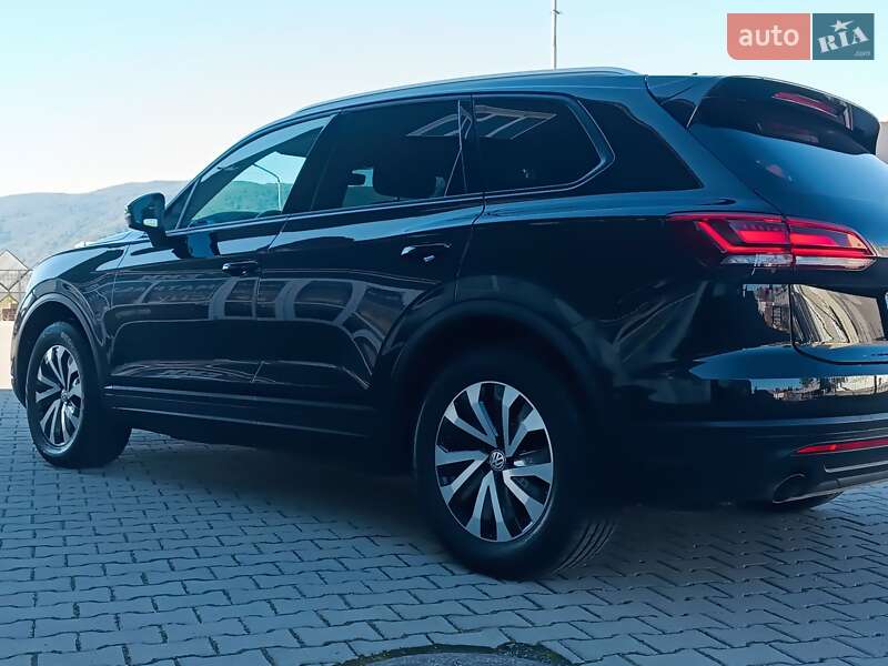 Позашляховик / Кросовер Volkswagen Touareg 2019 в Хусті фото 26 Позашляховик / Кросовер Volkswagen Touareg 2019 в Хусті
