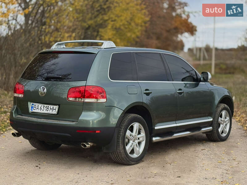 Внедорожник / Кроссовер Volkswagen Touareg 2003 в Кропивницком