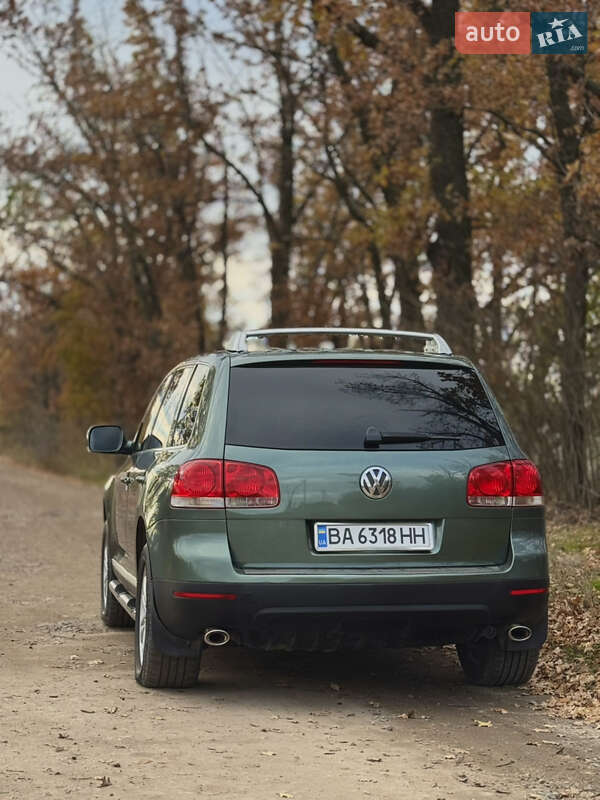 Внедорожник / Кроссовер Volkswagen Touareg 2003 в Кропивницком