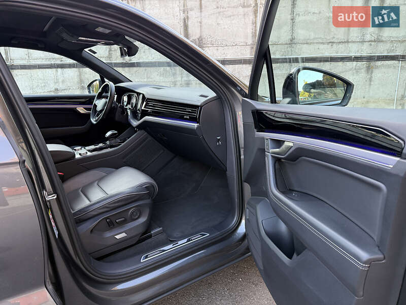 Внедорожник / Кроссовер Volkswagen Touareg 2021 в Ровно фото 31 Внедорожник / Кроссовер Volkswagen Touareg 2021 в Ровно