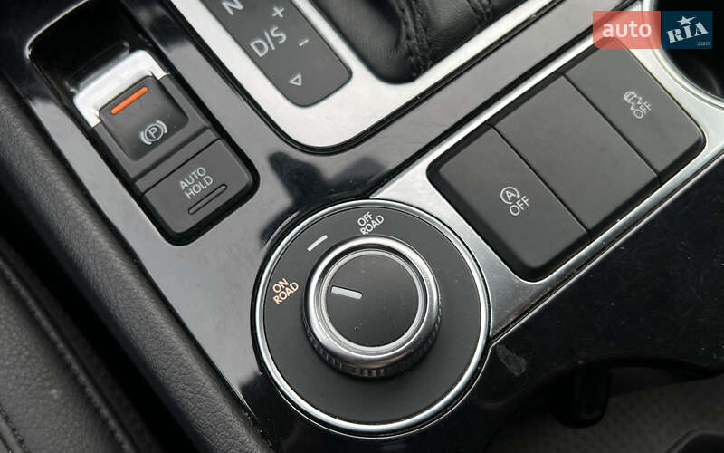 Внедорожник / Кроссовер Volkswagen Touareg 2017 в Львове фото 16 Внедорожник / Кроссовер Volkswagen Touareg 2017 в Львове