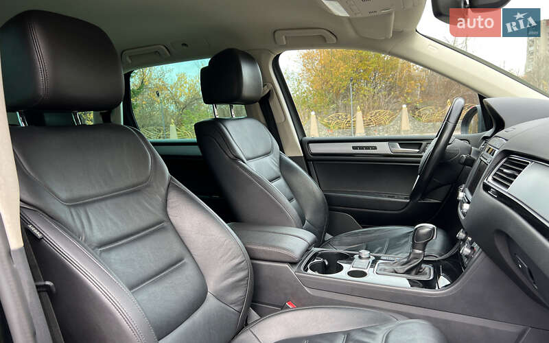 Внедорожник / Кроссовер Volkswagen Touareg 2017 в Львове фото 19 Внедорожник / Кроссовер Volkswagen Touareg 2017 в Львове
