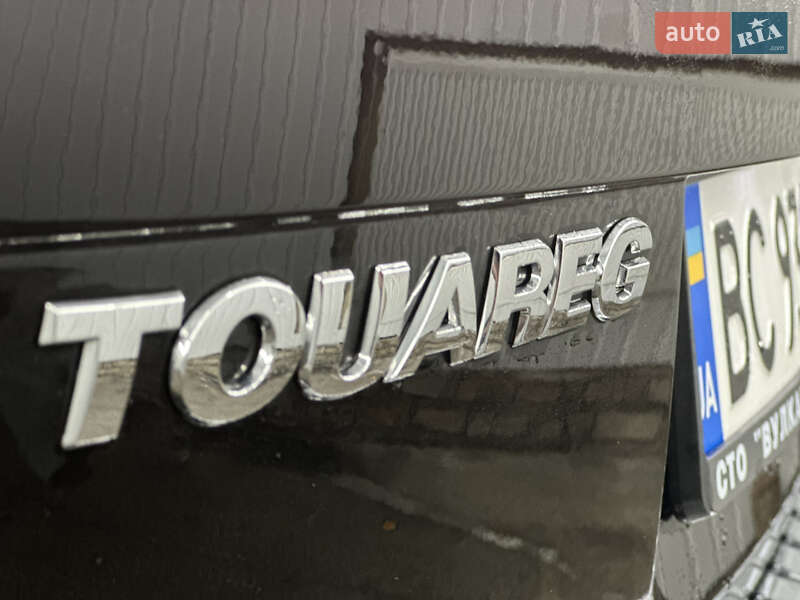 Позашляховик / Кросовер Volkswagen Touareg 2015 в Вінниці