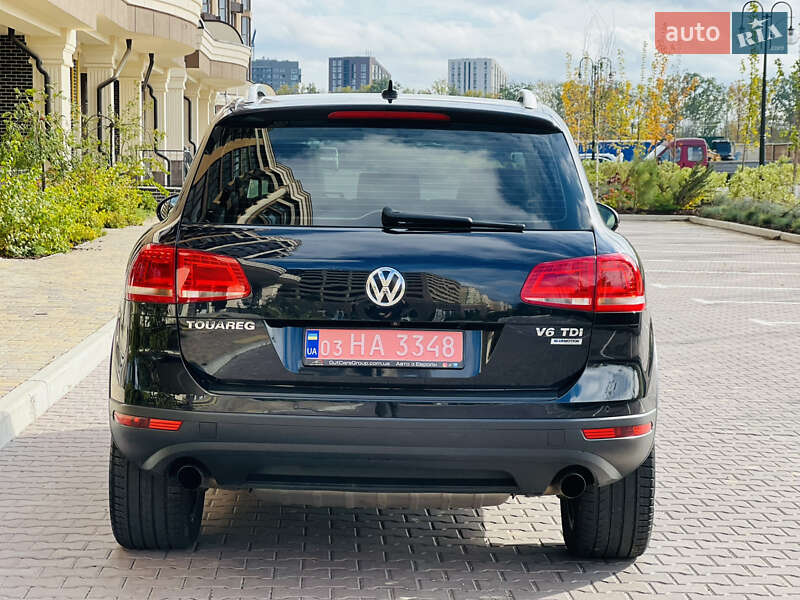 Внедорожник / Кроссовер Volkswagen Touareg 2016 в Киеве фото 16 Внедорожник / Кроссовер Volkswagen Touareg 2016 в Киеве