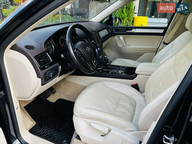 Внедорожник / Кроссовер Volkswagen Touareg 2016 в Киеве фото 21 Внедорожник / Кроссовер Volkswagen Touareg 2016 в Киеве